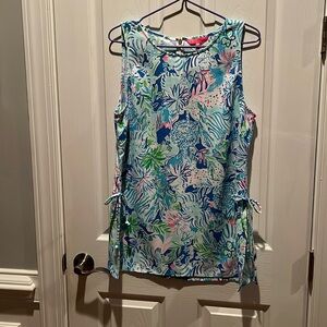 New with tags Lilly Pulitzer sleeveless mini dress. Size Lg.